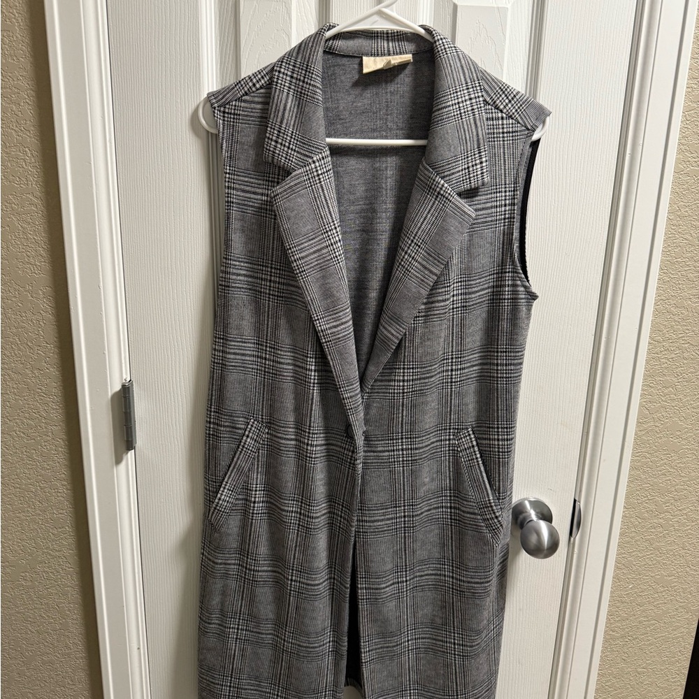 MELLODAY Gray Checkered Sleeveless Vest
